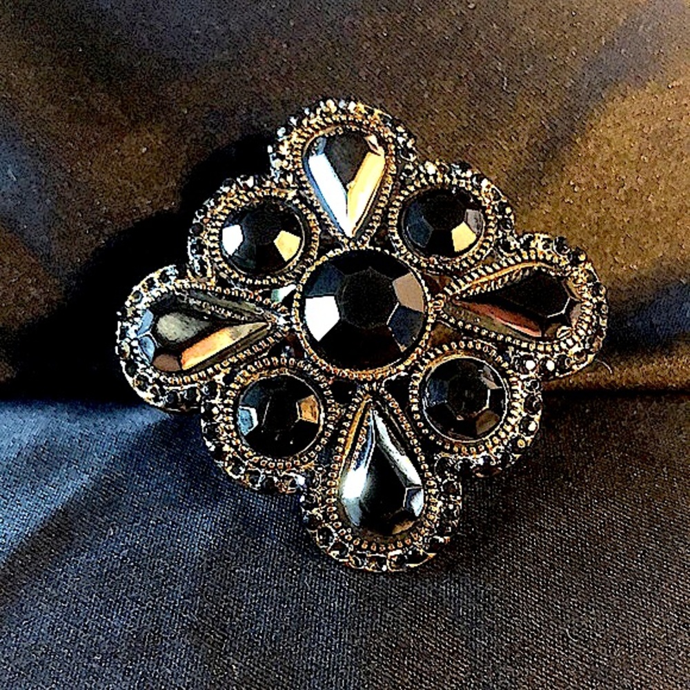 Vintage Statement Ring - image 4